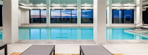 DAKOTA DUNES RESORT $153 ($̶1̶9̶2̶) .